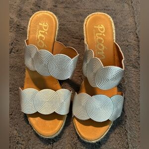 Picon Women's Silver Wedge Sandals